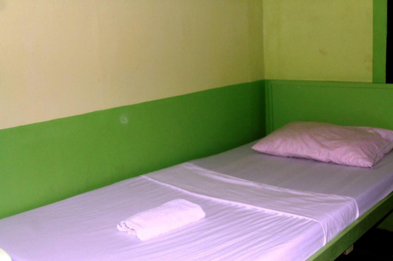 Austria'S Guest House เอลนิโด ภายนอก รูปภาพ